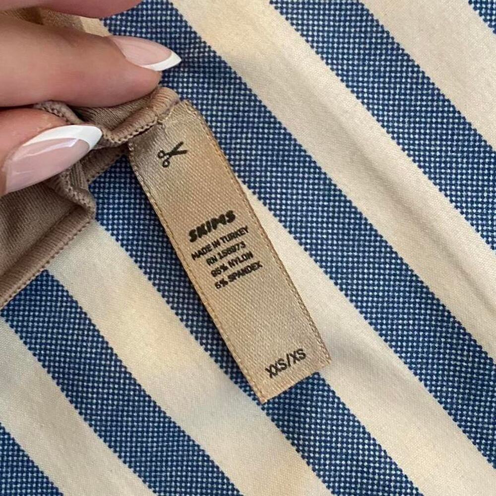 SKIMS Tan and cream skims bodysuit - Picture 3 of 3